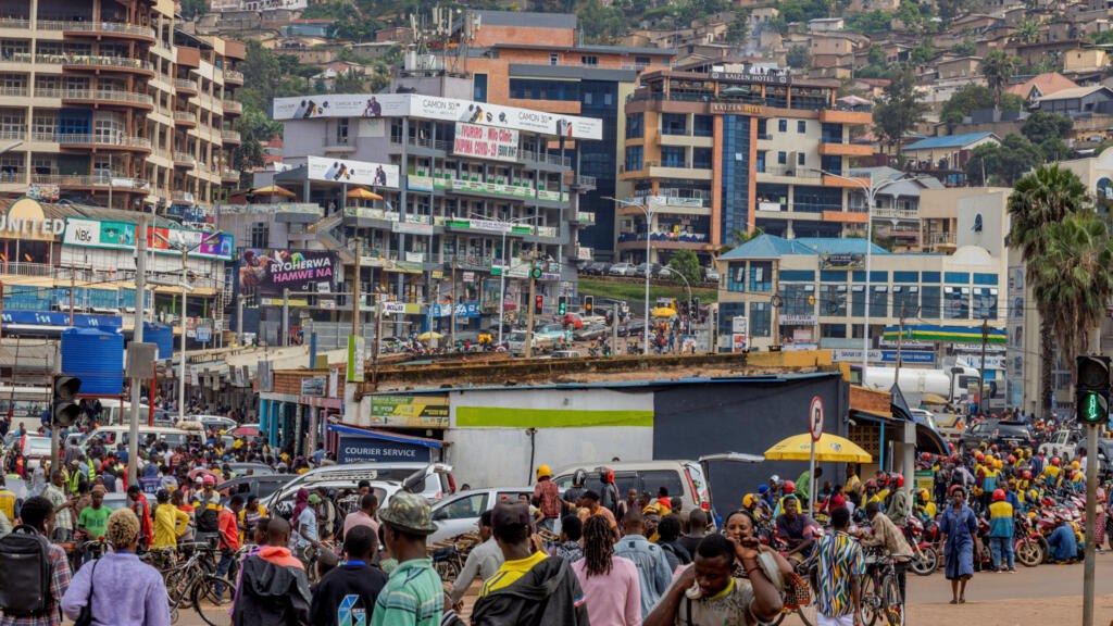 Rwanda: débat parlementaire pour faire passer l'accès à la contraception de 18 à 15 ans