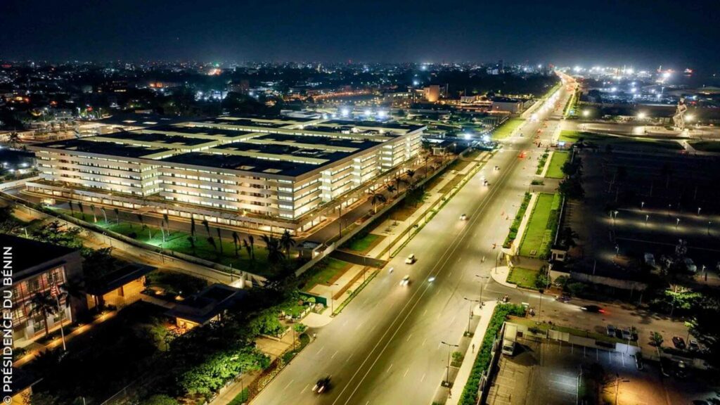 Bénin: la Cité ministérielle de Cotonou prend forme (vers une administration centralisée)