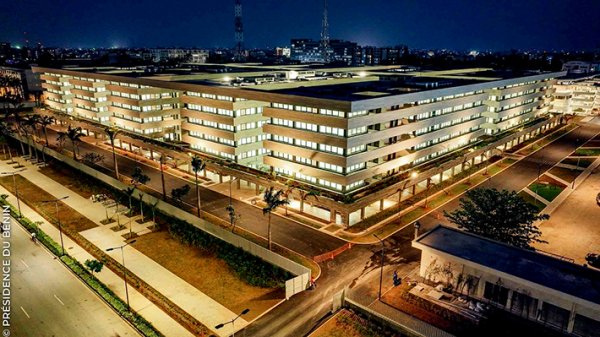 Bénin: la Cité ministérielle de Cotonou prend forme (vers une administration centralisée)
