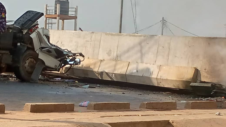 Grave accident à Lomé : La passerelle d’Agoè s’effondre