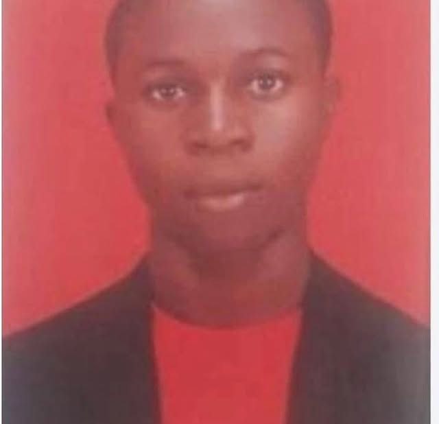 🔴🇳🇬 Nigeria : Le gouverneur de l'État d'Osun, situé dans le sud-ouest du pays, a annoncé son intention de gracier un homme qui a passé une décennie dans le couloir de la mort pour avoir dérobé des volailles.
