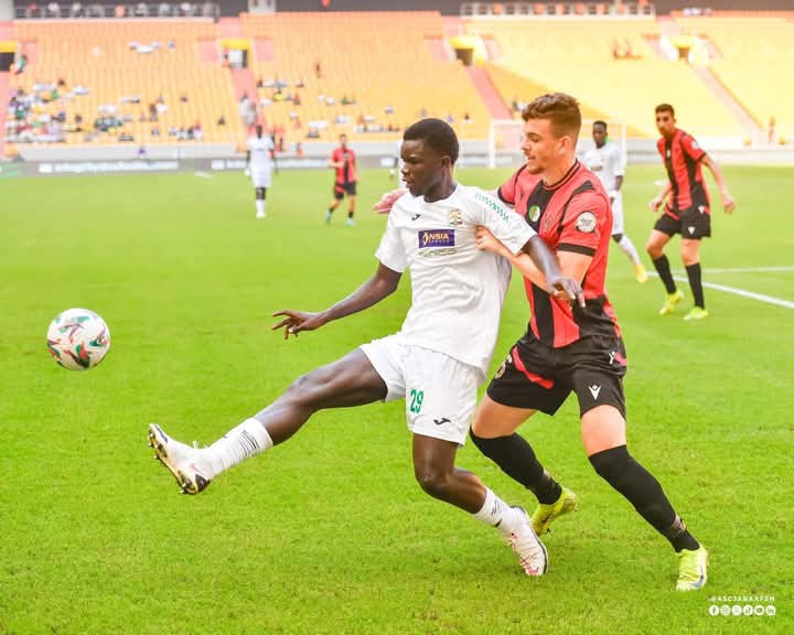 INCIDENTS LORS DU MATCH CONTRE USM ALGER A DAKAR : Le Jaraaf lourdement sanctionné par la Caf