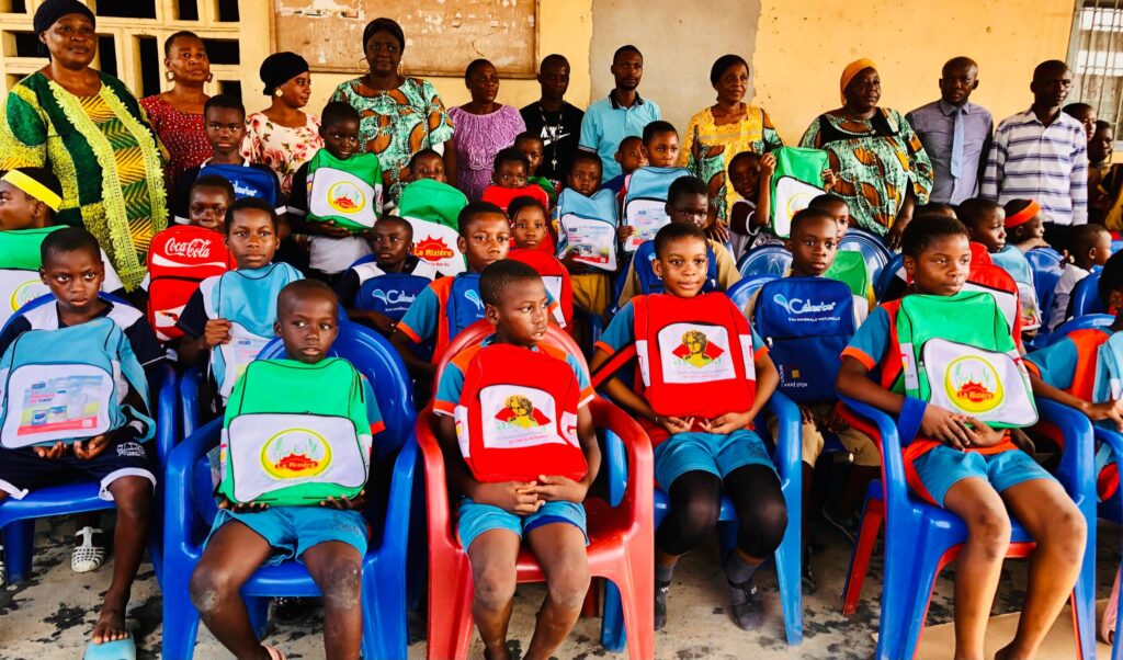 Côte d'Ivoire / Éducation Nationale : Une ONG offre des kits scolaires.‎
