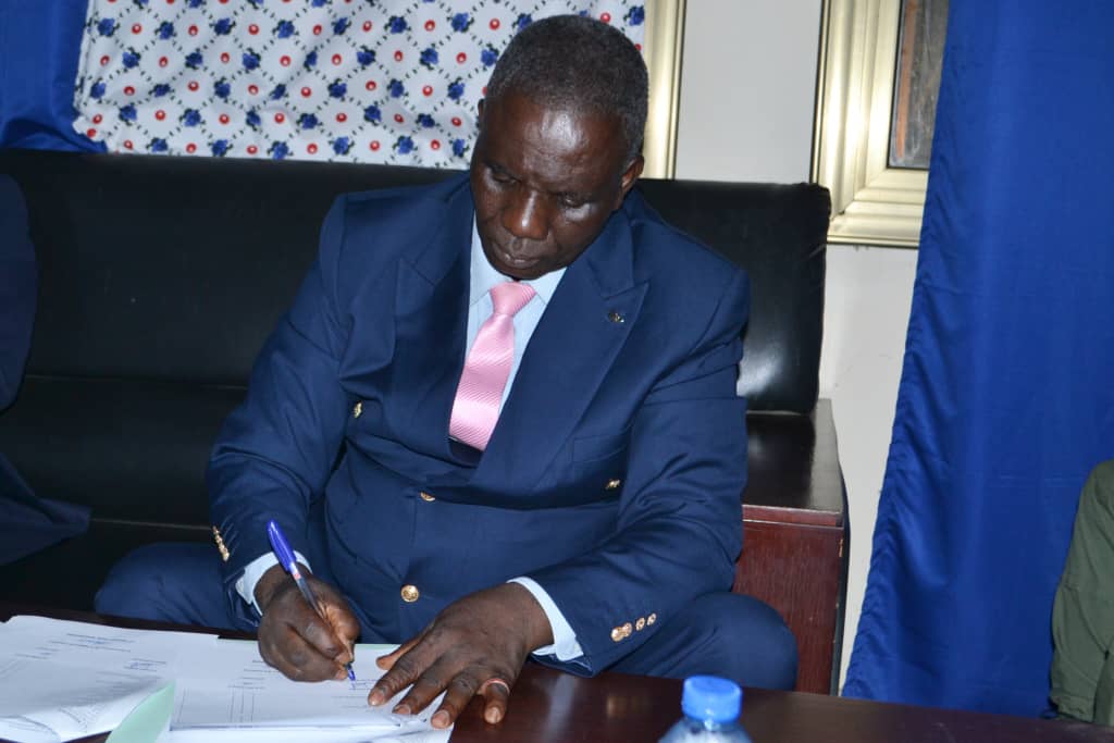 Togo : M. Toyi Kokou, nouveau préfet de l’Akébou, prend ses fonctions sous les auspices du développement