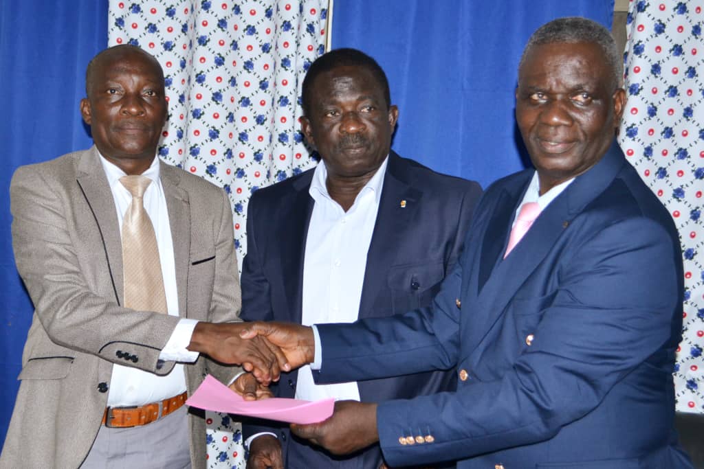 Togo : M. Toyi Kokou, nouveau préfet de l’Akébou, prend ses fonctions sous les auspices du développement