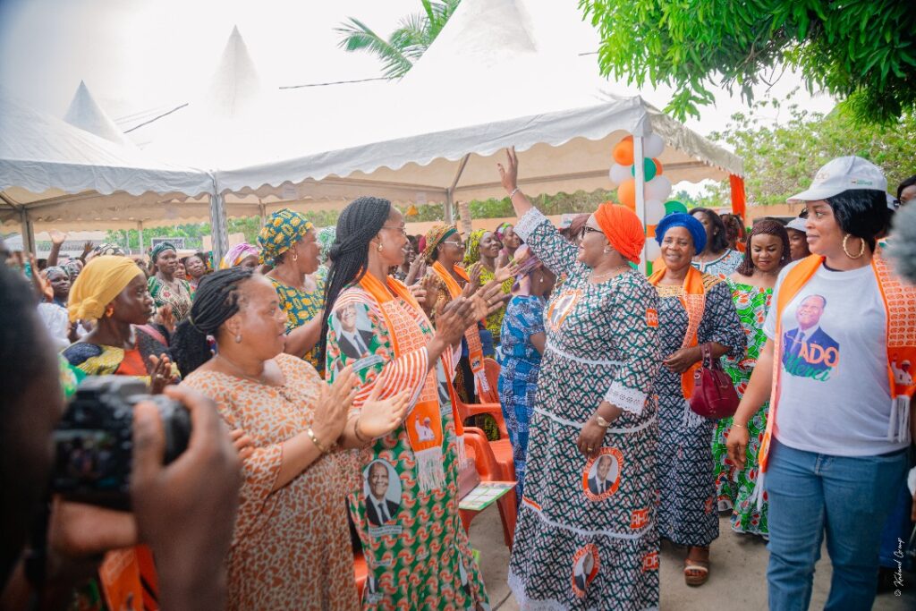 Côte d'Ivoire / Tournée de remobilisation de l'UF-RHDP : Les Femmes de Taabo et Tiassalé réaffirment leurs fidélités au RHDP