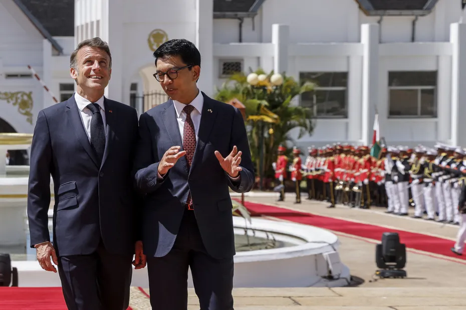 À Madagascar, Emmanuel Macron veut poser les bases du pardon colonial