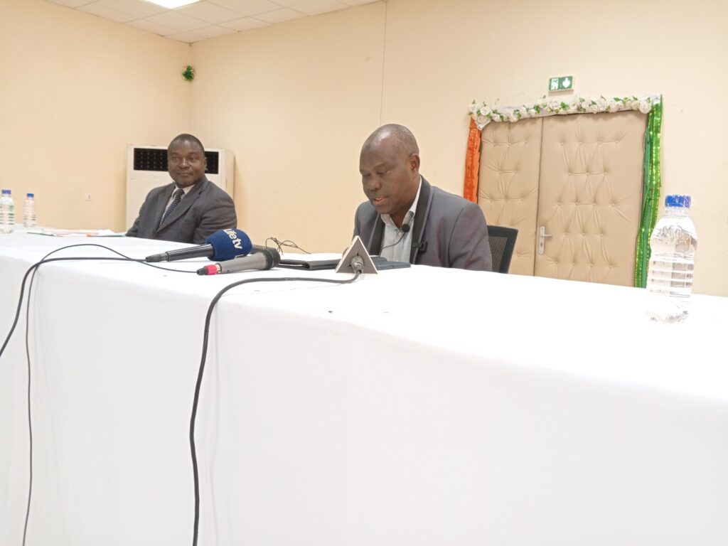 ‎Côte d'Ivoire / Bouaflé : Ali Yoda presente deux œuvres littéraires.