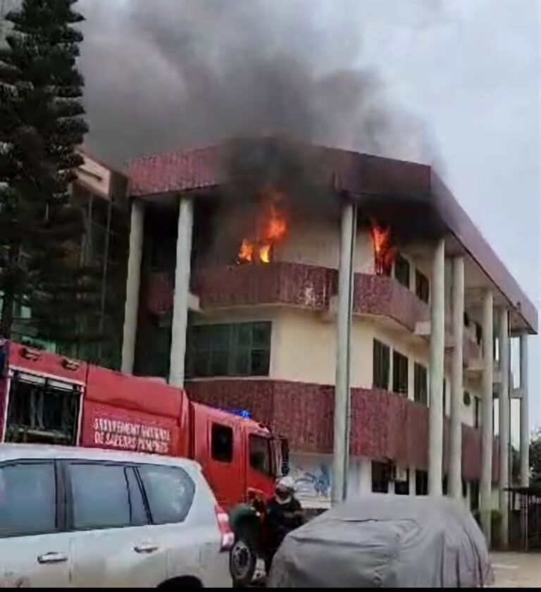 🔥 URGENCE À COTONOU : INCENDIE AU SIÈGE DE PADME