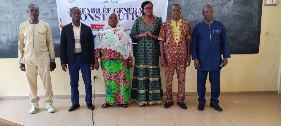 Atakpamé : Les normaliens de la promotion 1998-1999 se redynamisent pour relever les défis de l’éducation à l’ère numérique.