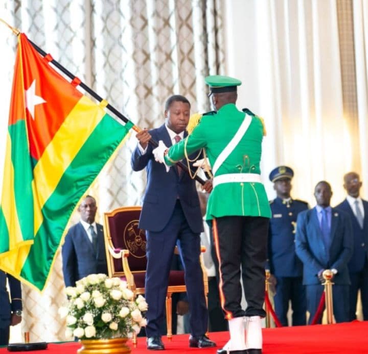 Togo – Ve République : Faure Gnassingbé élu Président du Conseil, et Jean Lucien Savi de Tové Président de la République – entre ferveur populaire et attentes profondes.