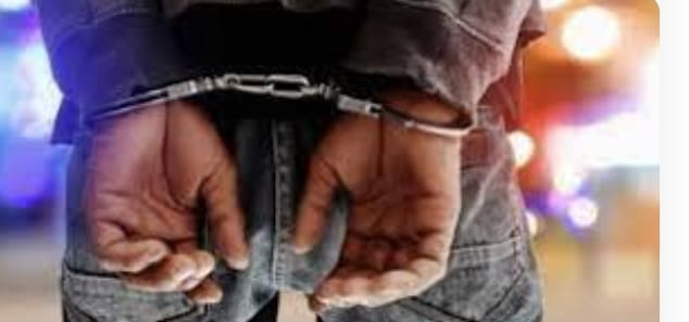 Chantage numérique à Mbacké : un imposteur se faisant passer pour "Kocc" arrêté par la police