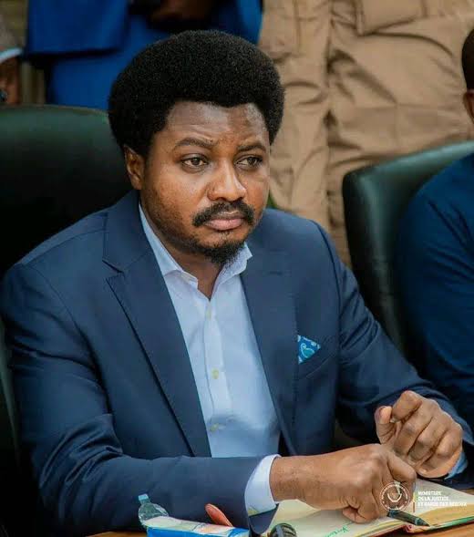 RDC : L’Assemblée nationale autorise les poursuites judiciaires contre le ministre de la Justice Constant Mutamba