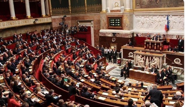 Offensive israélienne en Iran : La gauche française demande un débat parlementaire urgent sur la position de la France