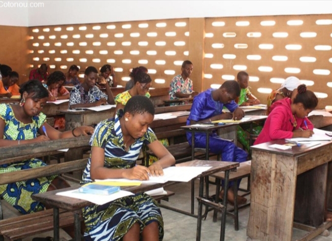 BÉNIN – TRICHERIE AU BAC 2025 : L’INTELLIGENCE ARTIFICIELLE À LA BARRE