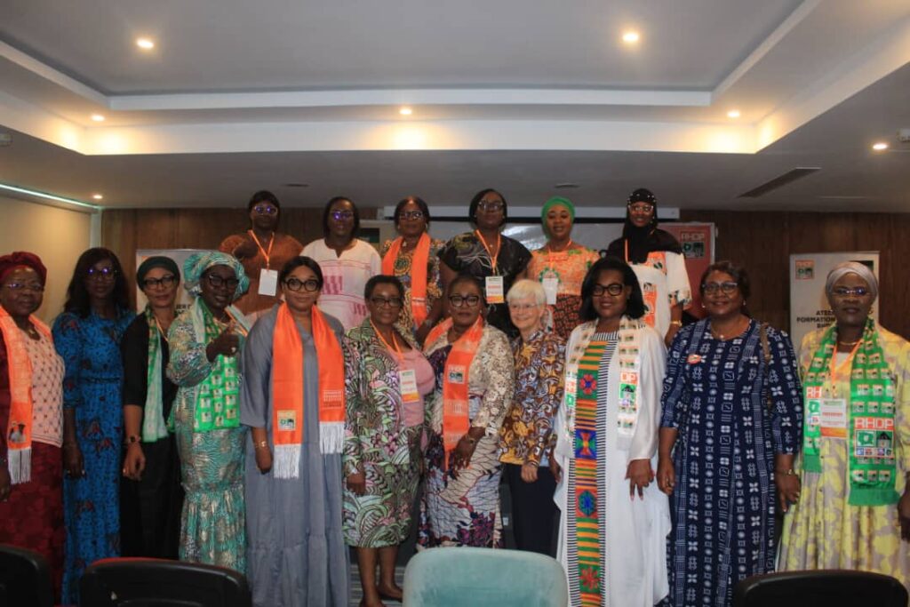 Clôture du Séminaire de Formation Politique du RHDP-ANC : Le Professeure Tidou Abiba Sanogo distinguée parmi les participants