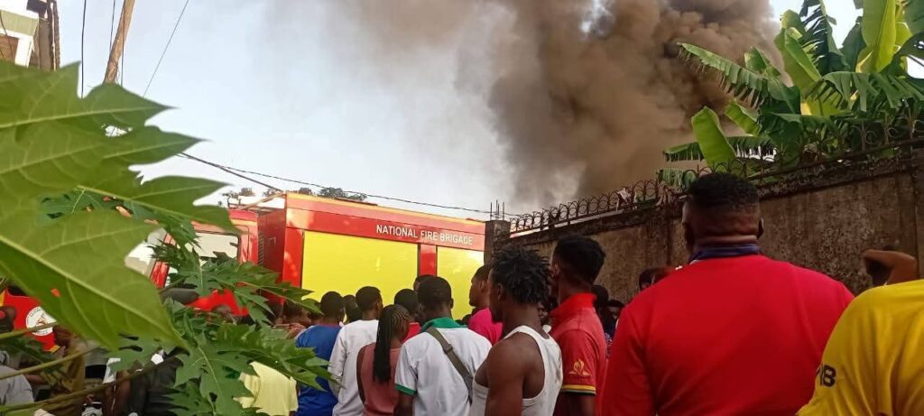 Douala III : Un incendie a ravagé une présumée unité clandestine de contrefaçon de peinture