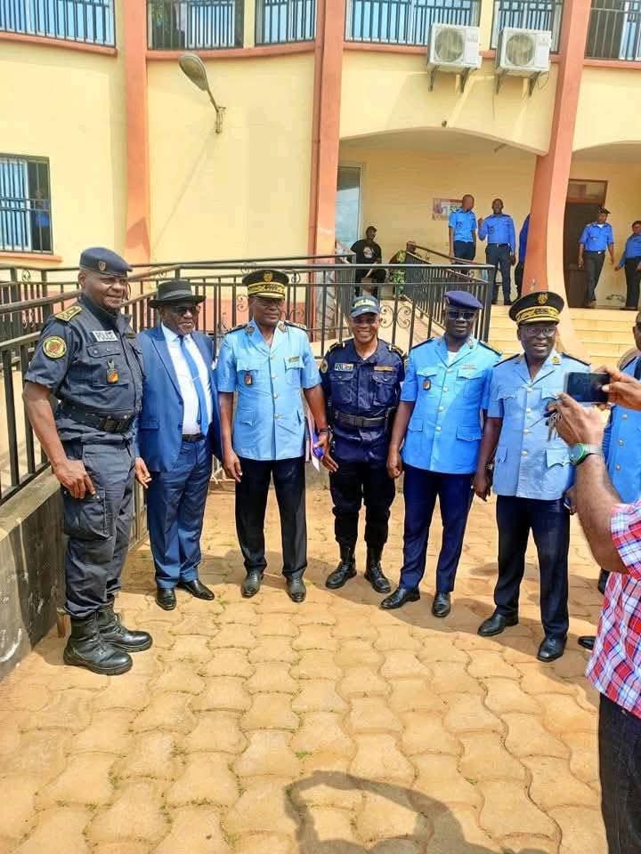 ⚫️⚫️ Cameroun – Le Commissaire divisionnaire Mbitti Alinda officiellement installé à la tête de la Sûreté nationale du Centre
