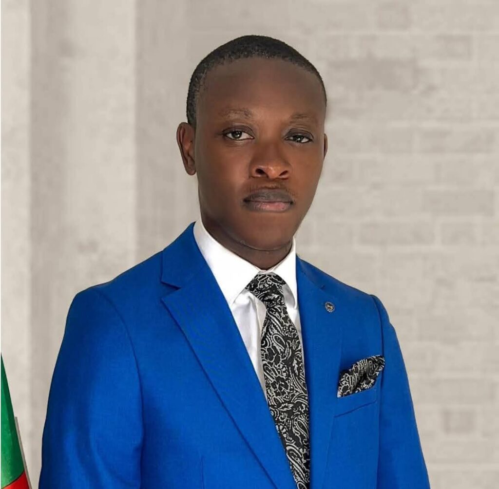 Cameroun – Présidentielle 2025 : Asong Michael Khumbah appelle la jeunesse à financer sa candidature à hauteur de 30 millions FCFA