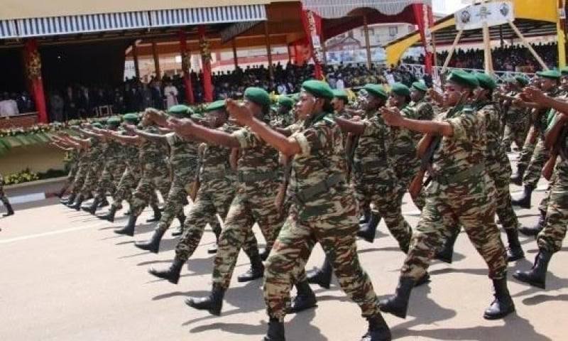 Cameroun : des augmentations salariales silencieuses dans l’armée à quelques mois des élections