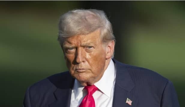 Trump lance un ultimatum de 10 jours à Moscou pour la paix en Ukraine