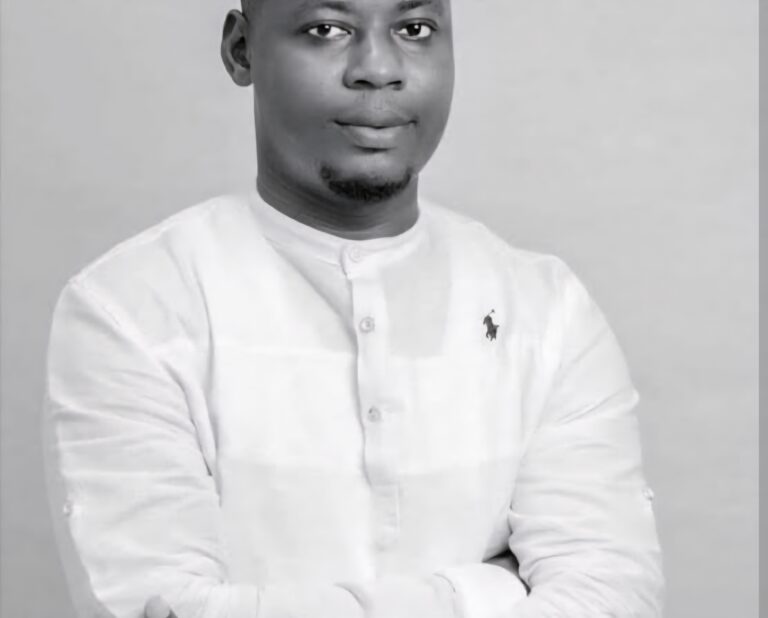 Comlan Hugues Sossoukpè arrêté à Lomé et extradé vers Cotonou : l’activiste béninois dans le viseur