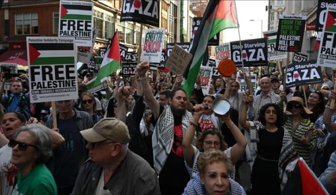 Australie : des dizaines de milliers de manifestants réclament des sanctions contre Israël