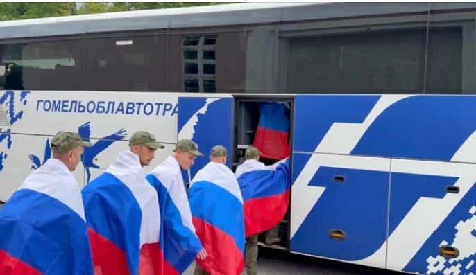 Russie–Ukraine : un nouvel échange de prisonniers facilité par les Émirats arabes unis