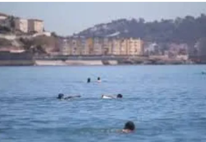 Ceuta : 200 migrants, dont des femmes et enfants, refoulés après une traversée périlleuse à la nage