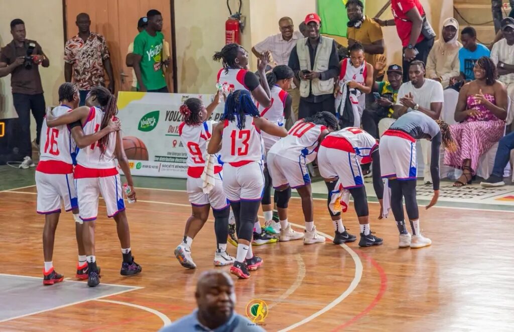 🏀 Basket Élite du Bénin 2025 : Énergie BBC dames conserve sa couronne, Élan Coton sacré chez les hommes