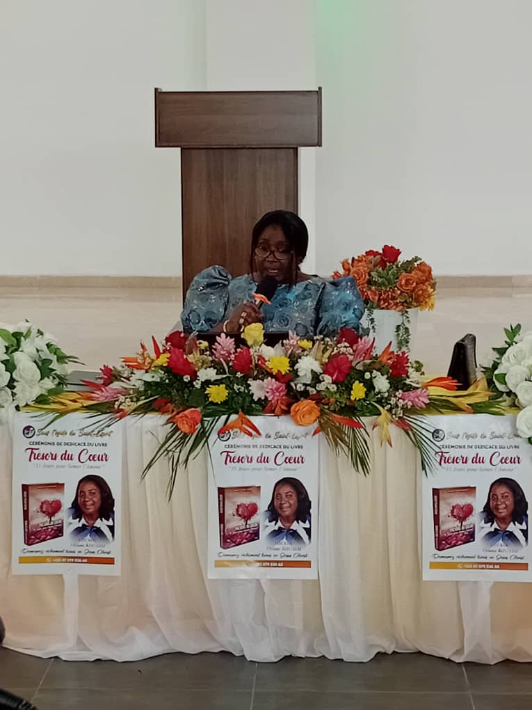 Religion / Sortie du livre ‘’Trésors du cœur’’ : Loukou Viviane veut consolider la foi chrétienne