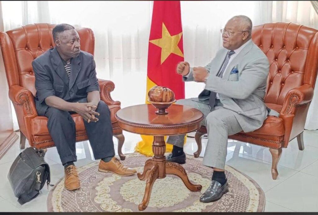 Cameroun / Léopold Bessiping reçu par le ministre Joseph Lé : la réparation d’une injustice longtemps ignoée