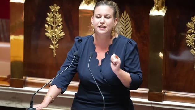 France : LFI vise Macron avec une motion de destitution après la démission du gouvernement Bayrou