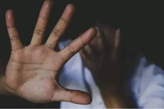 Cameroun / Faits divers: “Si je parle, il va me tuer” le cri d’Abiba, 14 ans, violée pendant sept ans par son père