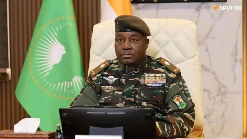 Niger / Sécurité: 27 militaires tués dans une double attaque terroriste à Tillabéri