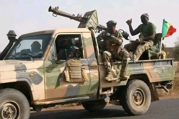 Mali / Sécurité: Les FAMa frappent fort contre les groupes terroristes dans les régions de Kayes et Nioro du Sahel