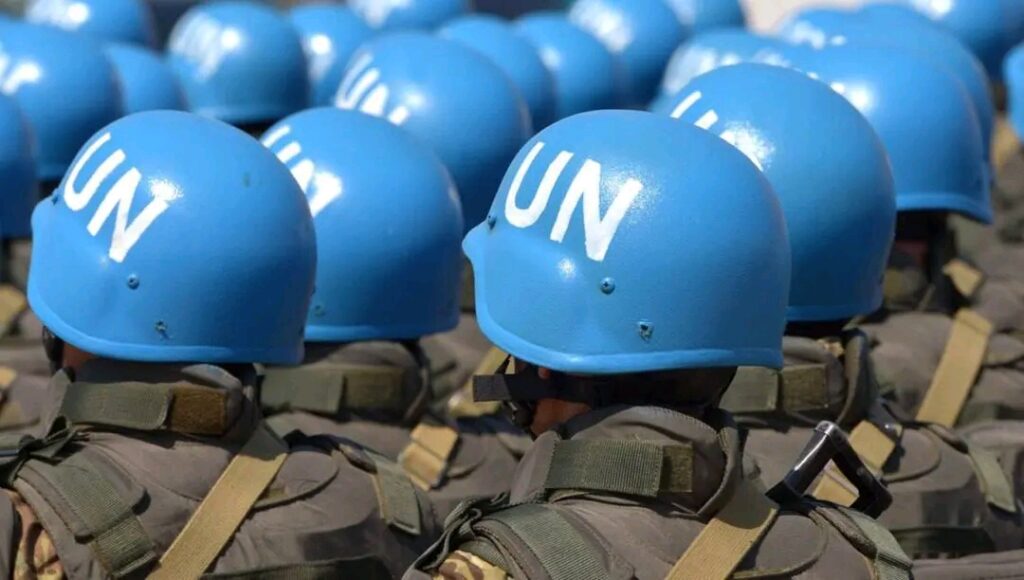 Ukraine / Diplomatie: Annalena Baerbock évoque un possible déploiement de Casques bleus en Ukraine après un accord de paix