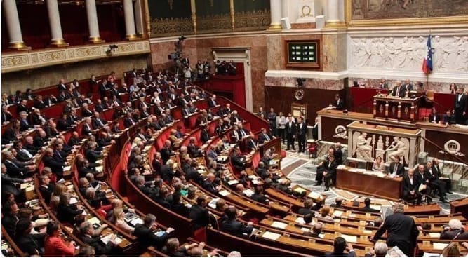 France : LFI dépose une motion de censure contre Sébastien Lecornu après l’échec du dialogue social