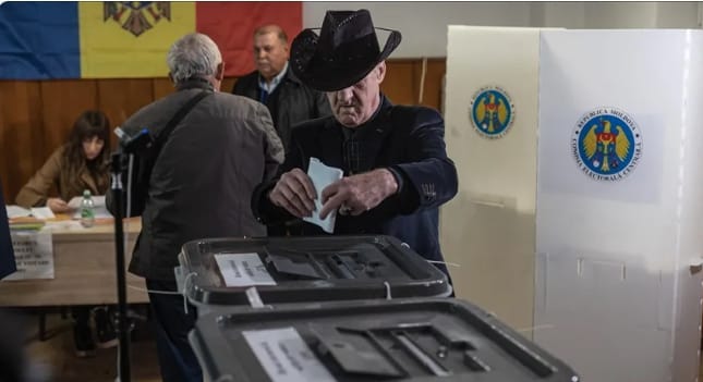 Moldavie : victoire fragile du camp pro-occidental, contestations et accusations de fraude