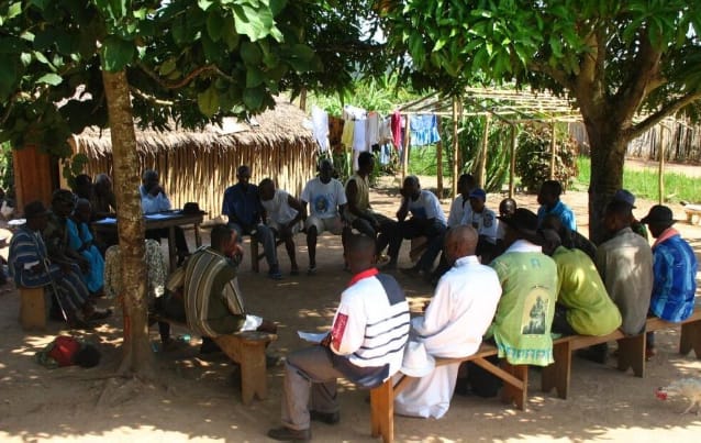 Jeux et chants wolof face aux écrans : l’identité culturelle sénégalaise à l’épreuve du numérique