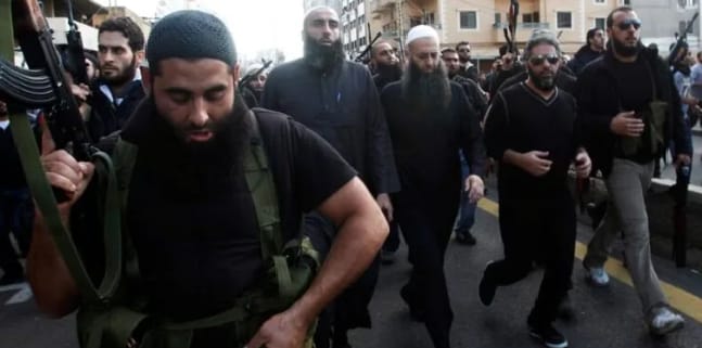 Fadl Shaker : du micro à la prison, le chanteur libanais se rend après plus de dix ans en cavale