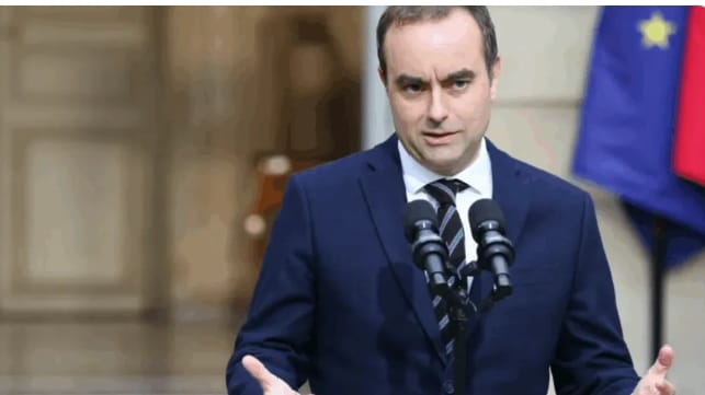 Départ éclair à Matignon : Sébastien Lecornu quitte la Primature après un mois à peine