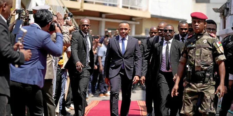 Madagascar – Le colonel Michael Randrianirina s’installe au pouvoir et promet une transition de deux ans