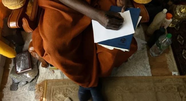 Sénégal : Un faux marabout arrêté à Darou Thioub pour des vidéos et photos à caractère sexuel