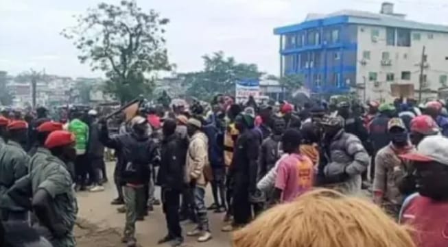 Cameroun : la tension monte après la présidentielle, vingt manifestants arrêtés à Garoua