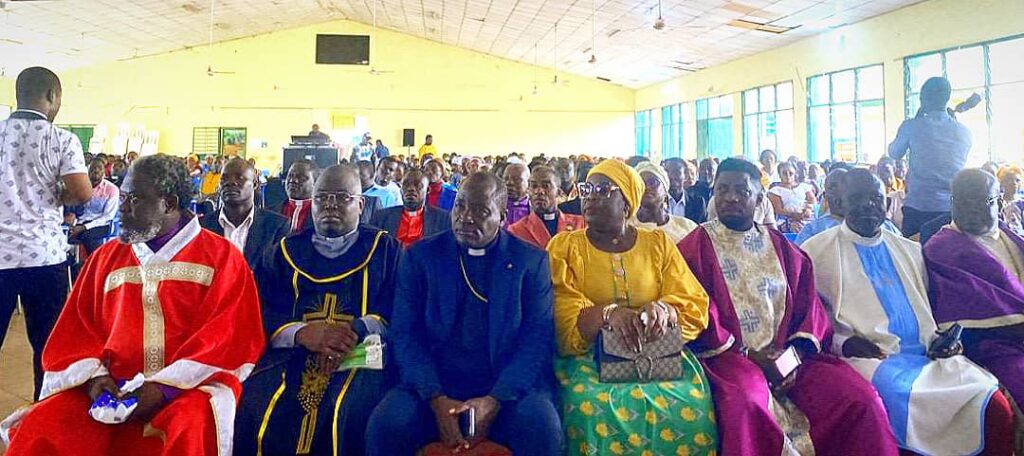 Présidentielle : Les Évangéliques de Côte d’Ivoire affichent leur soutien à Alassane Ouattara‎‎