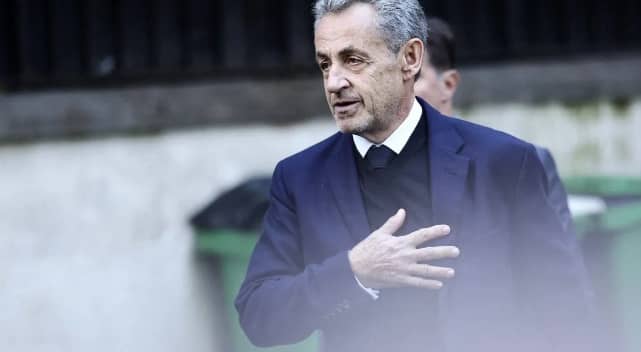 France : Nicolas Sarkozy retrouve la liberté provisoire après trois semaines de détention