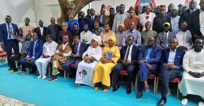 Coalition « Diomaye Président » : tensions autour de la restructuration et des prérogatives