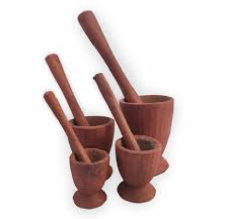 Le pilon et le mortier : garde-souvenirs du goût sénégalais menacés par la modernité