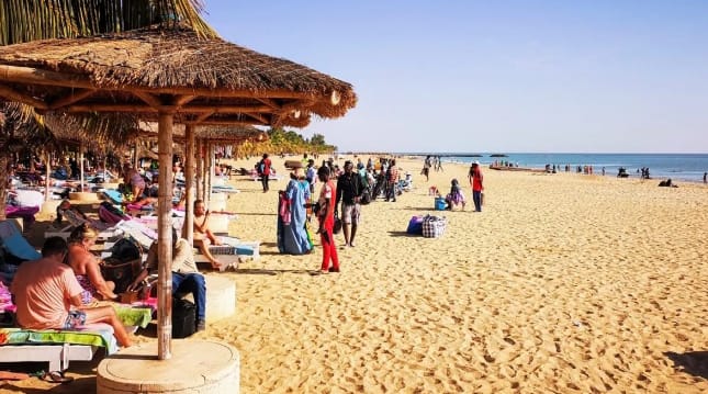 Saly en péril : le tourisme sénégalais s’essouffle face à la dégradation, l’insécurité et une fiscalité étouffante